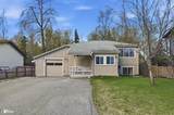 231 Ellen Circle - Photo 1