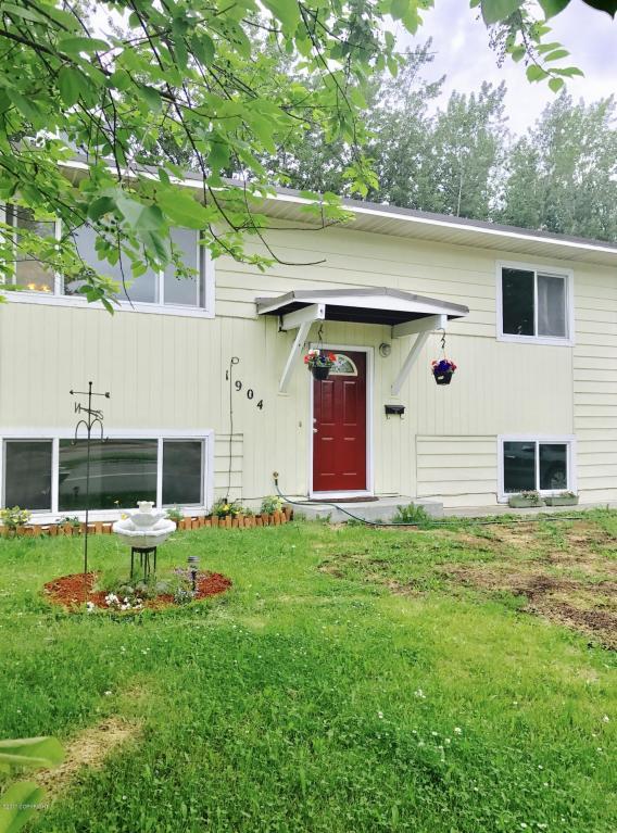 1904 Twining Drive - Photo 1