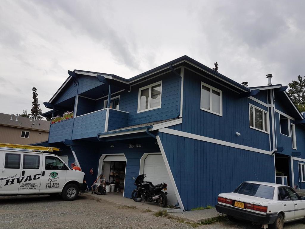 981 Snohomish Avenue - Photo 1