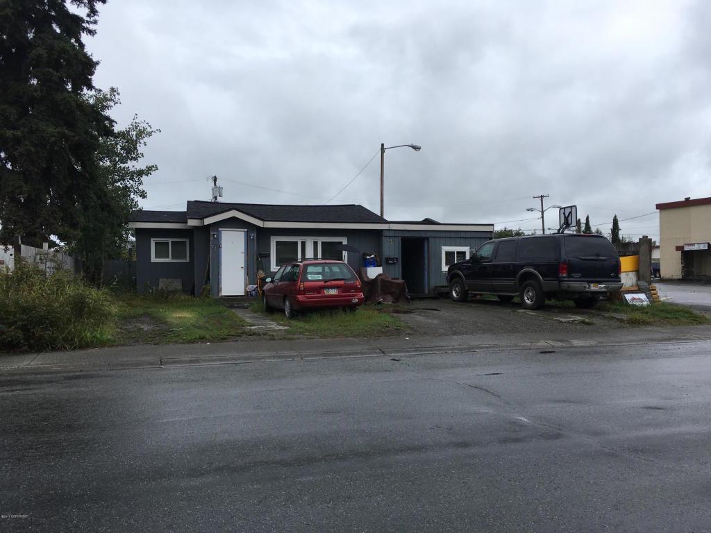 537 14th Avenue - Photo 1