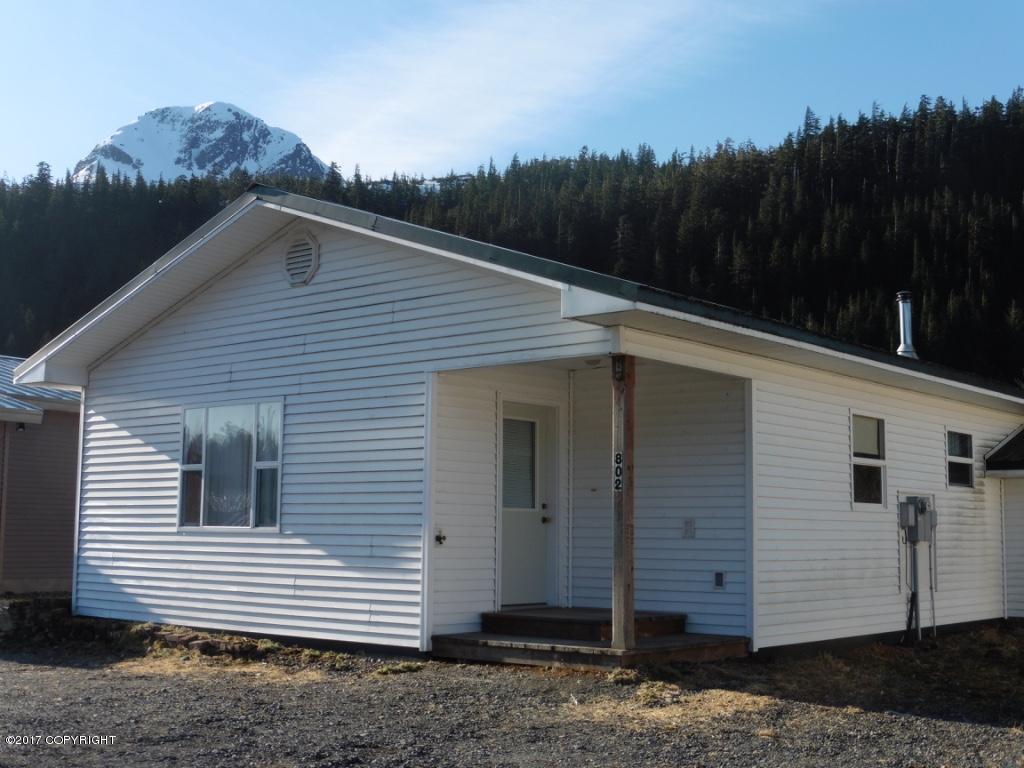 802 Chase Avenue - Photo 1