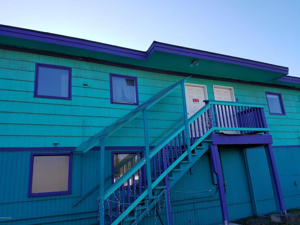 209 Dimond Boulevard - Photo 1