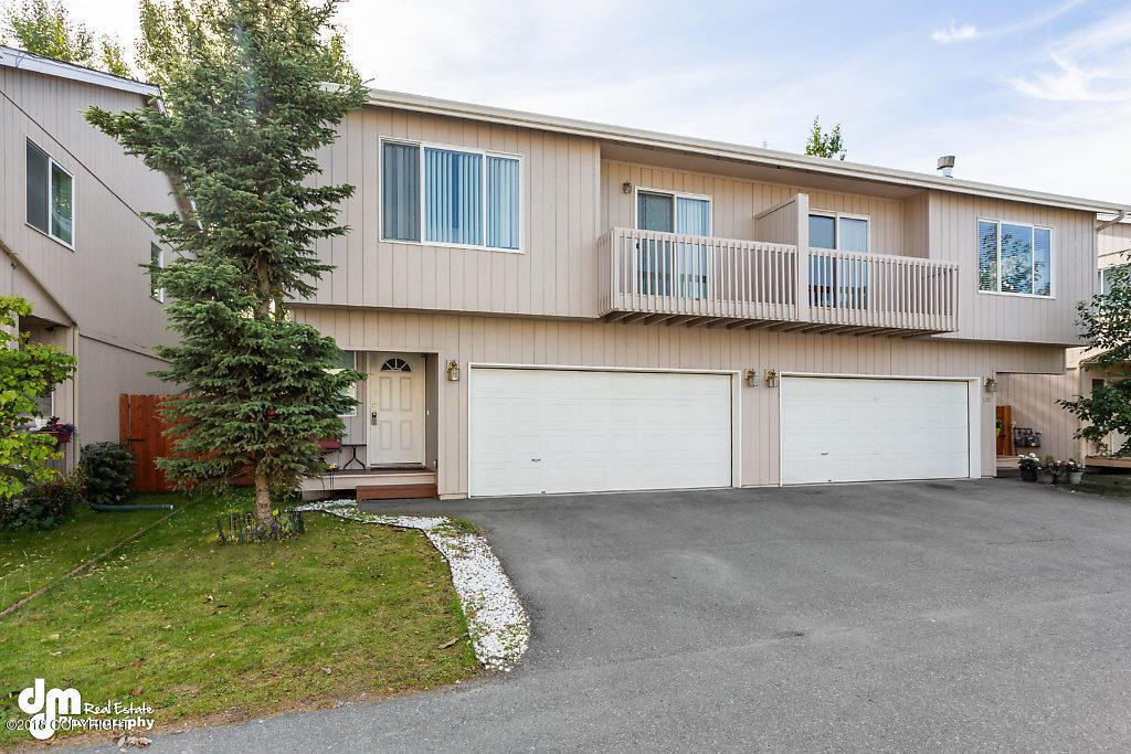 122 45th Avenue - Photo 1
