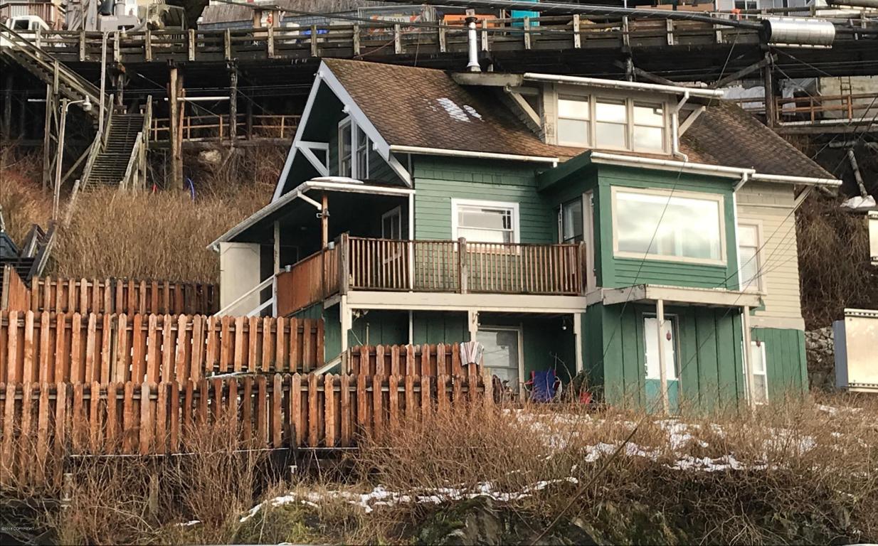 114 Elliot - Photo 1