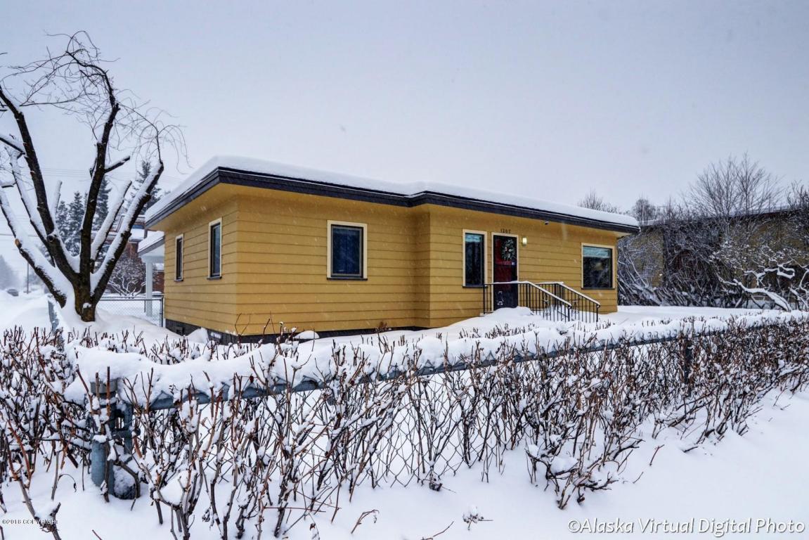 1207 G Street - Photo 1