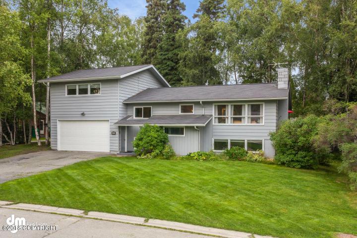 4811 Buckingham Way - Photo 1