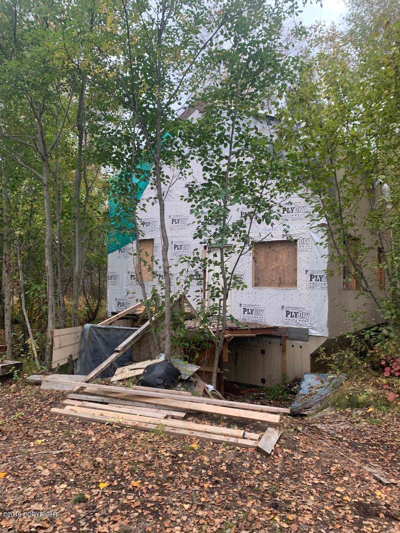 9119 Polaris Lane - Photo 1