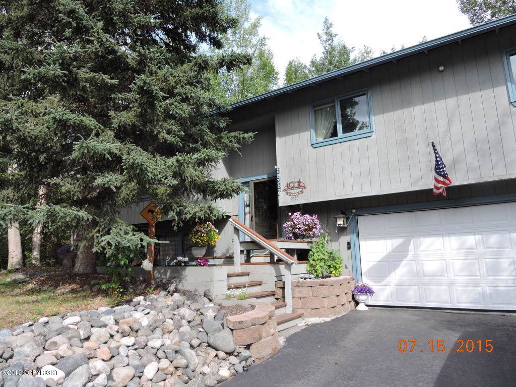 9927 Annette Circle - Photo 1
