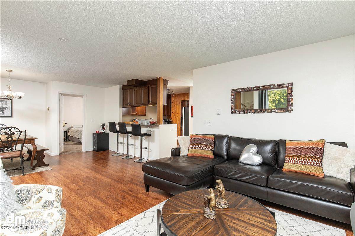 1008 Wildrose Court - Photo 1