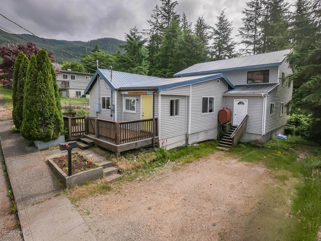 482 Anderson Street - Photo 1