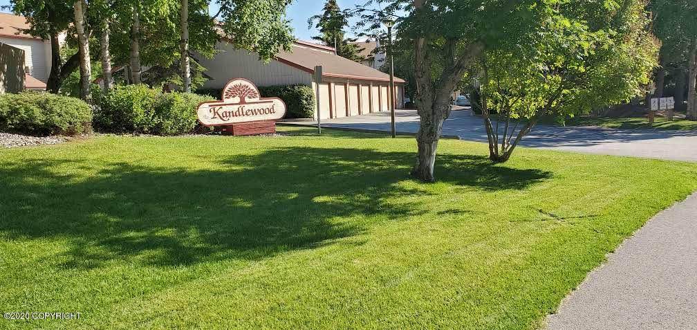 9715 Independence Drive - Photo 1