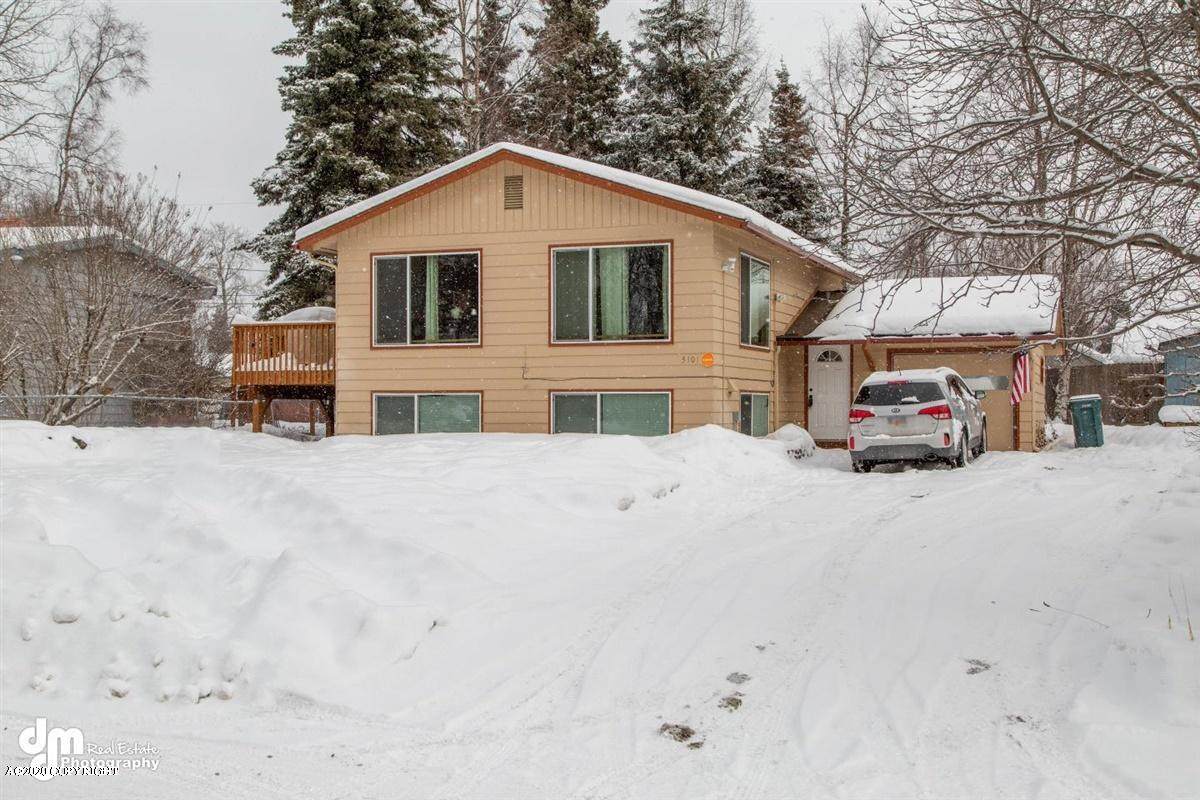 5101 Cambridge Way - Photo 1
