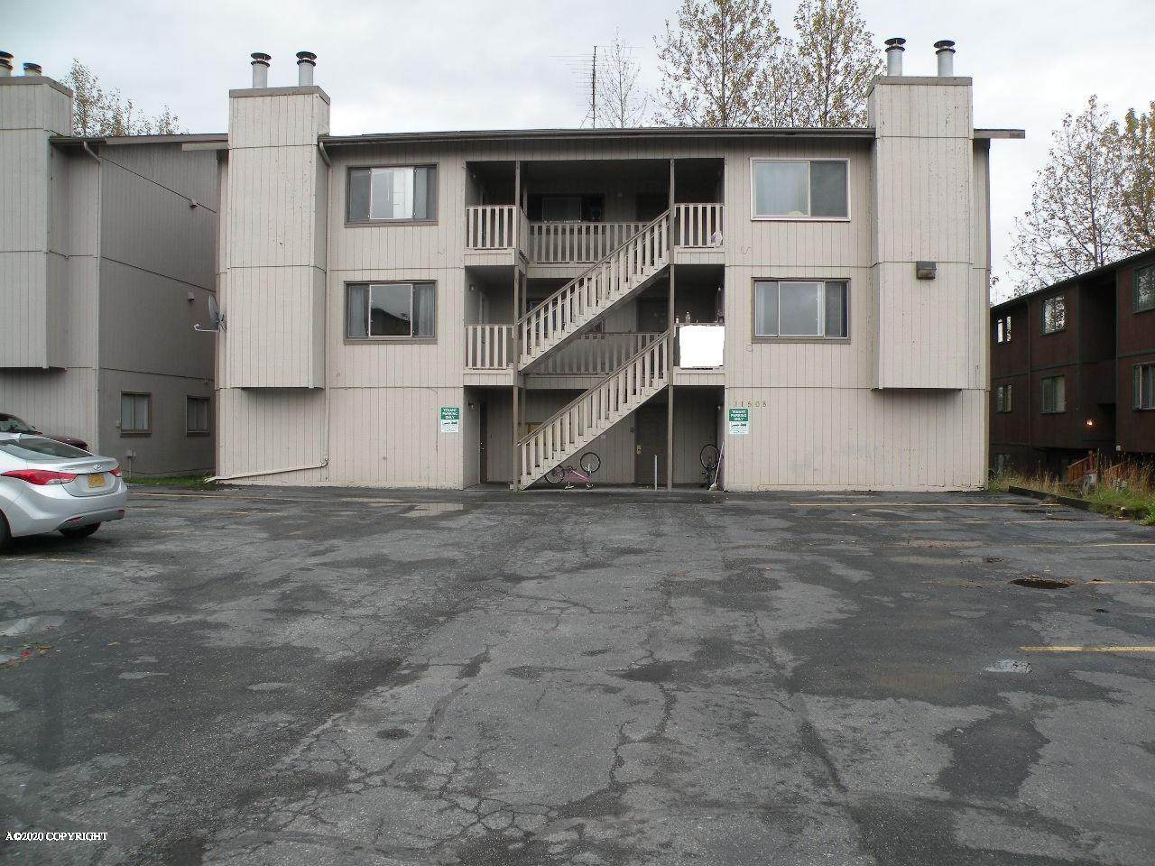 11508 Heritage Court - Photo 1