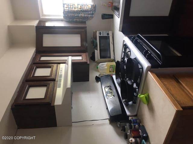 704 Linwood Lane - Photo 1