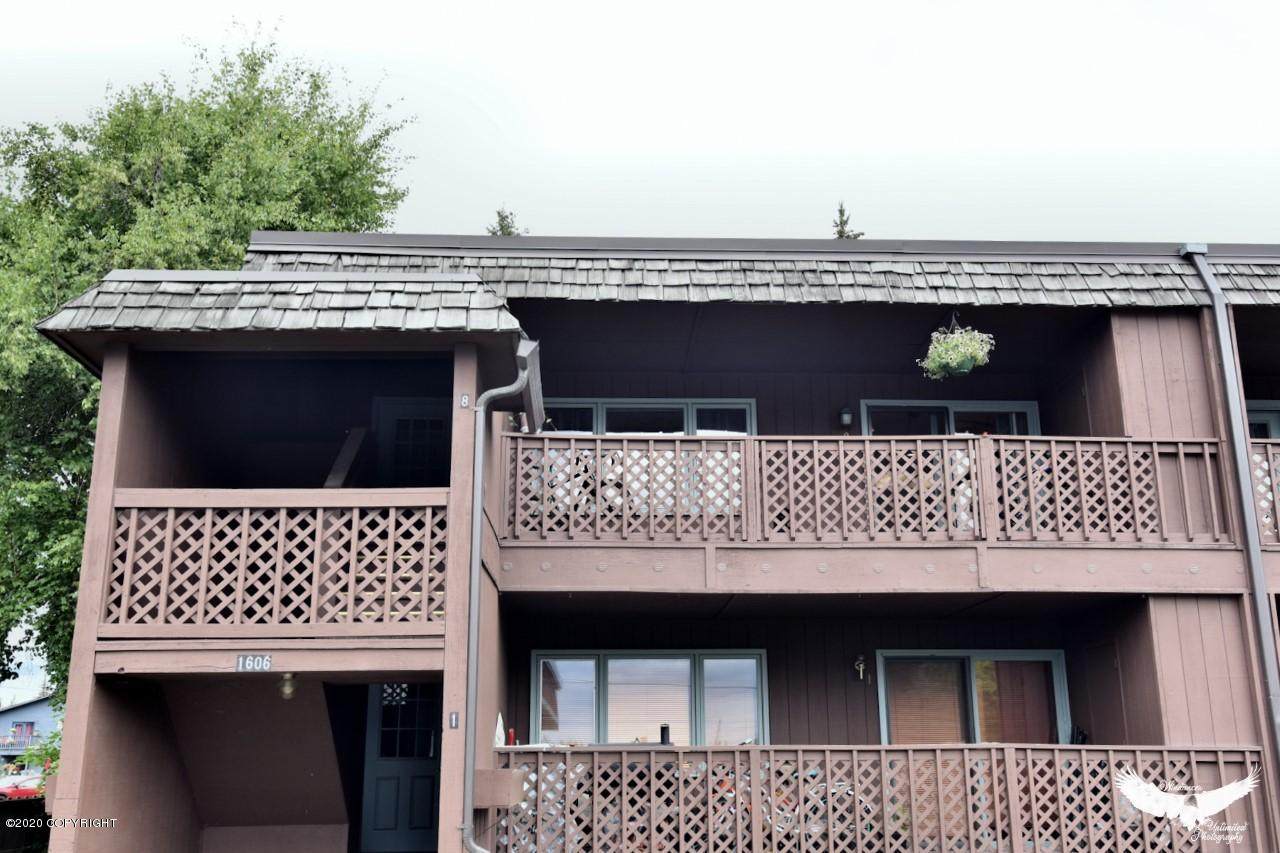 1606 Marika Road - Photo 1