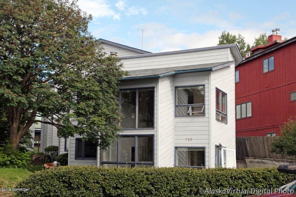 739 O Street - Photo 1