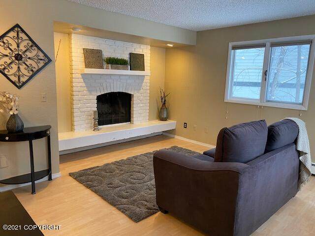 4838 Bryn Mawr Court - Photo 1