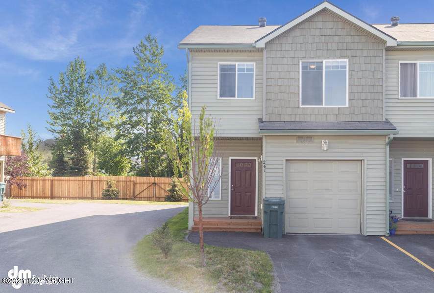 241 Glenn Abbey Place - Photo 1