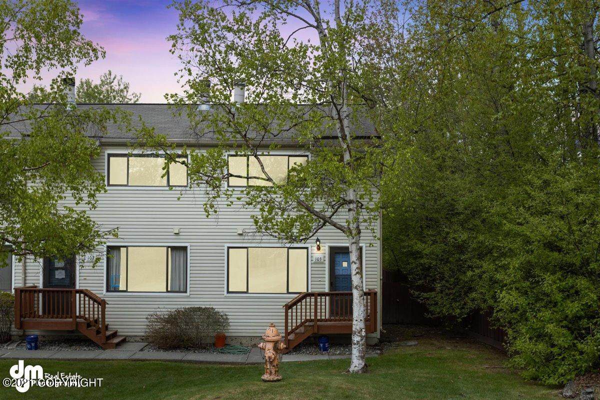 2200 Glacier Street - Photo 1