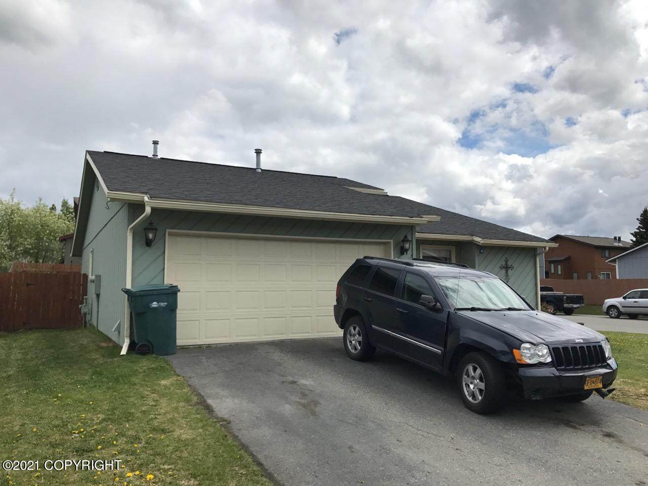 5361 Larkspur Street - Photo 1