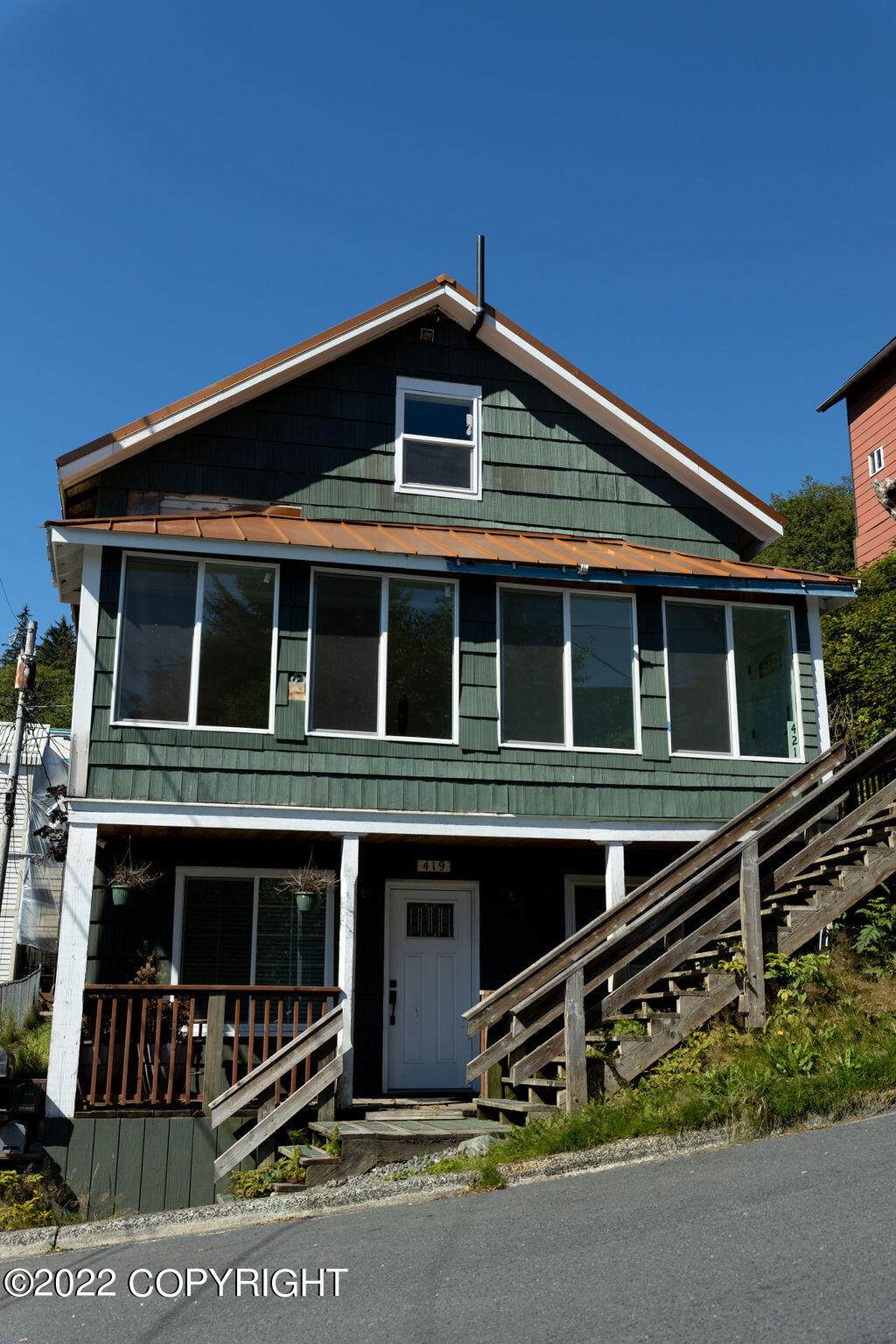 417 Grant Street - Photo 1