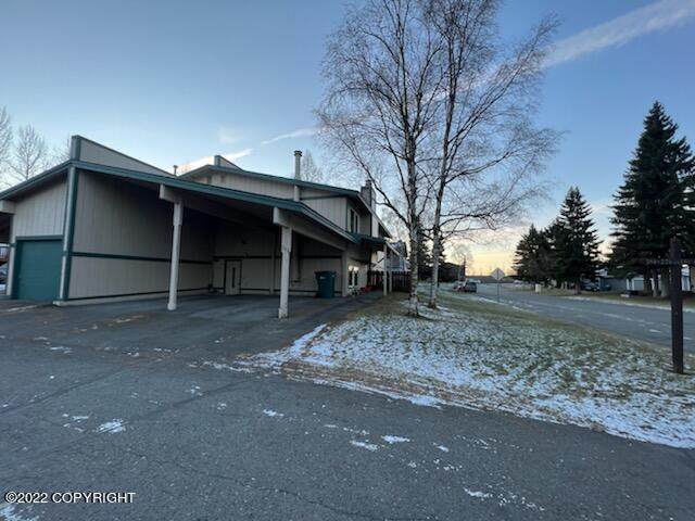 340 Deerfield Drive - Photo 1