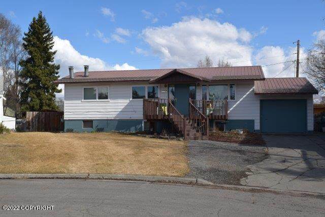3901 Dunsmuir Court - Photo 1
