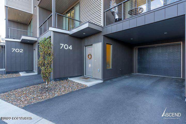 704 Top Rail Lane - Photo 1