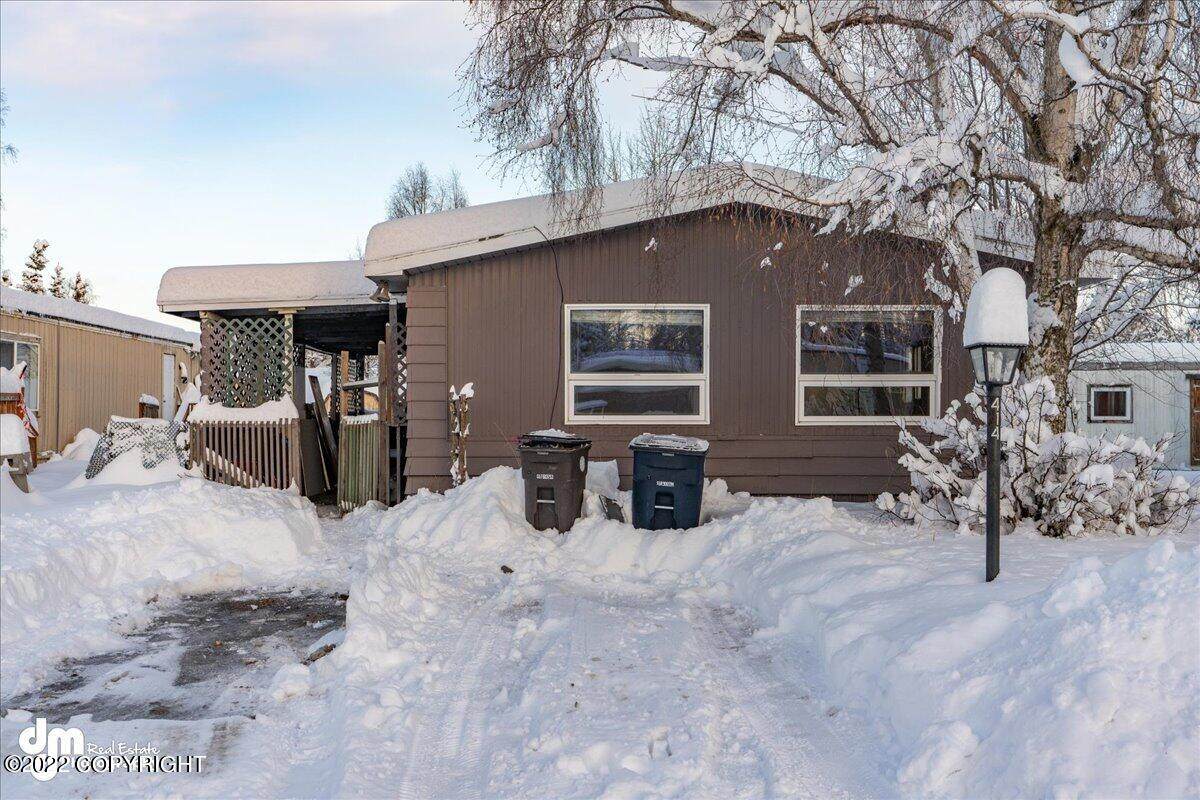3240 Penland Parkway - Photo 1