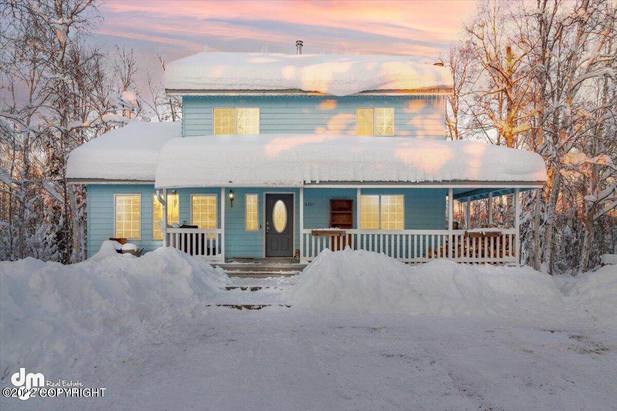 6201 Aeronautical Avenue - Photo 1