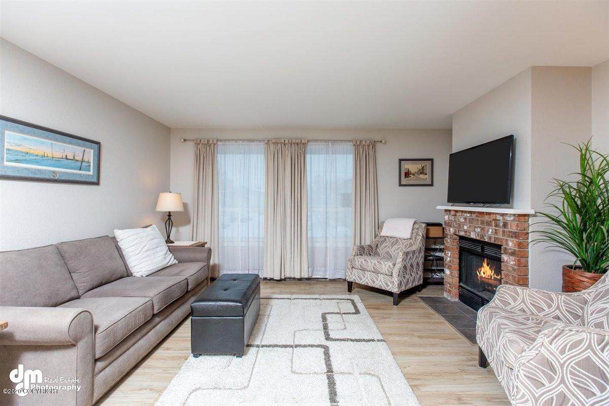 329 14th Avenue - Photo 1
