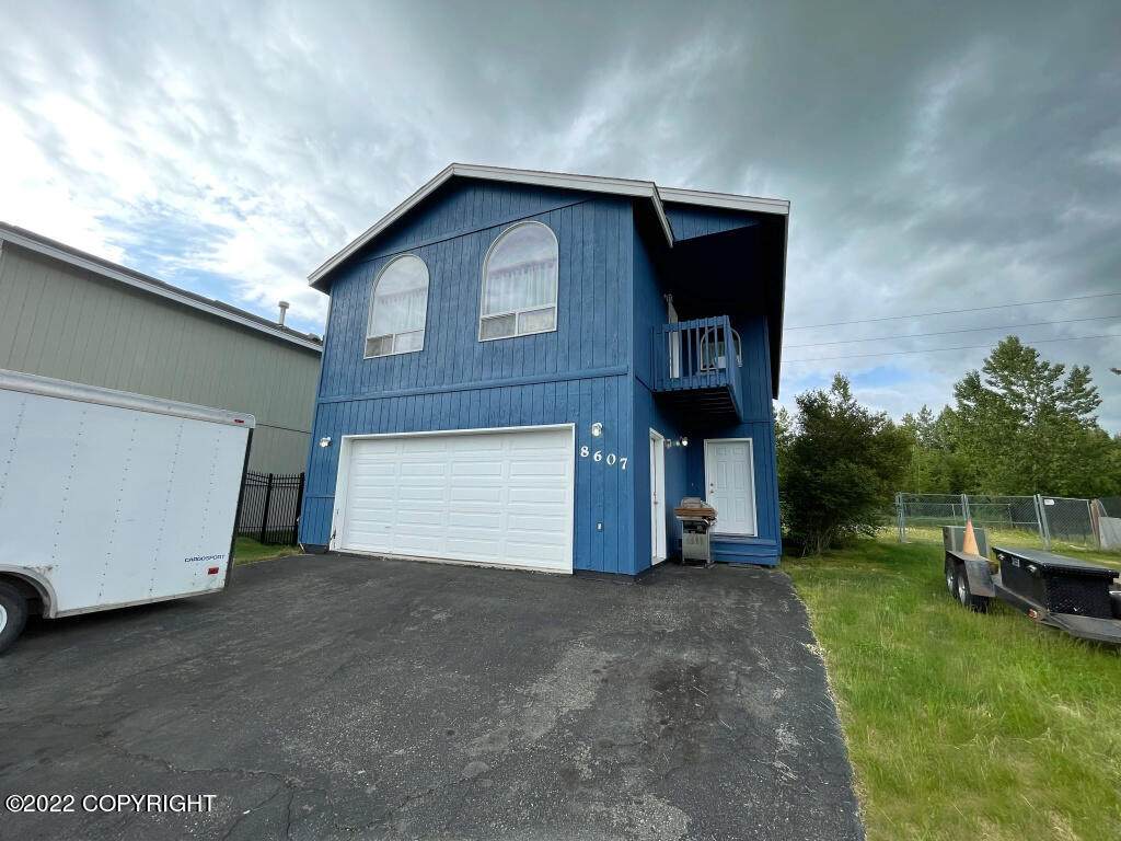 8607 Brookridge Drive - Photo 1