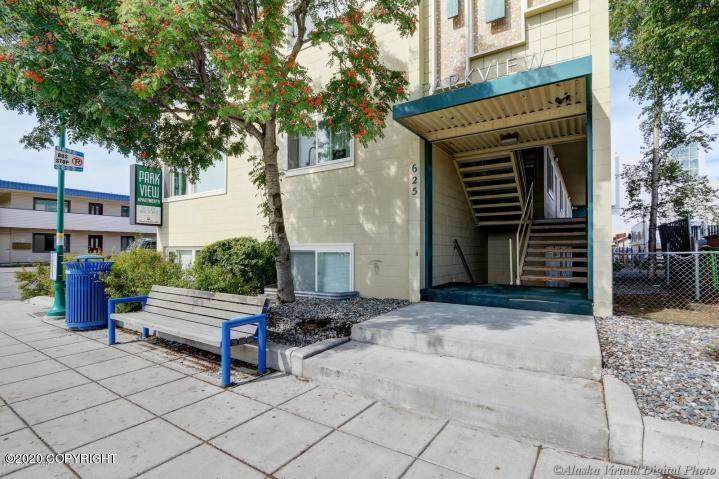 625 9th Avenue - Photo 1