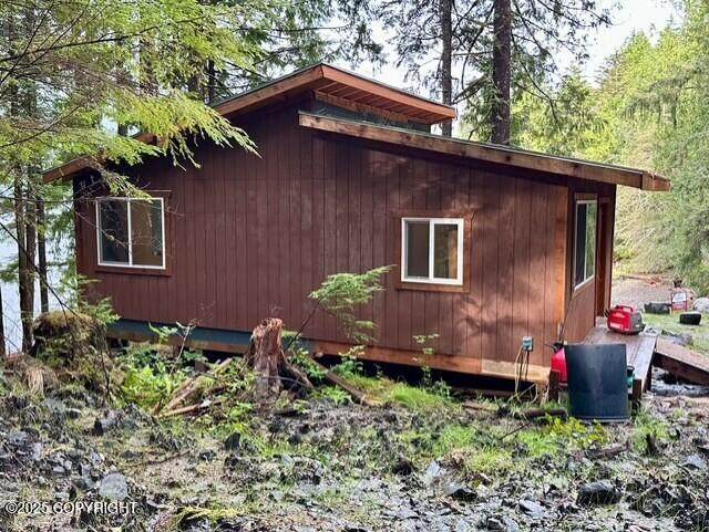 https://bt-photos.global.ssl.fastly.net/alaska/orig_boomver_1_25-12156-2.jpg