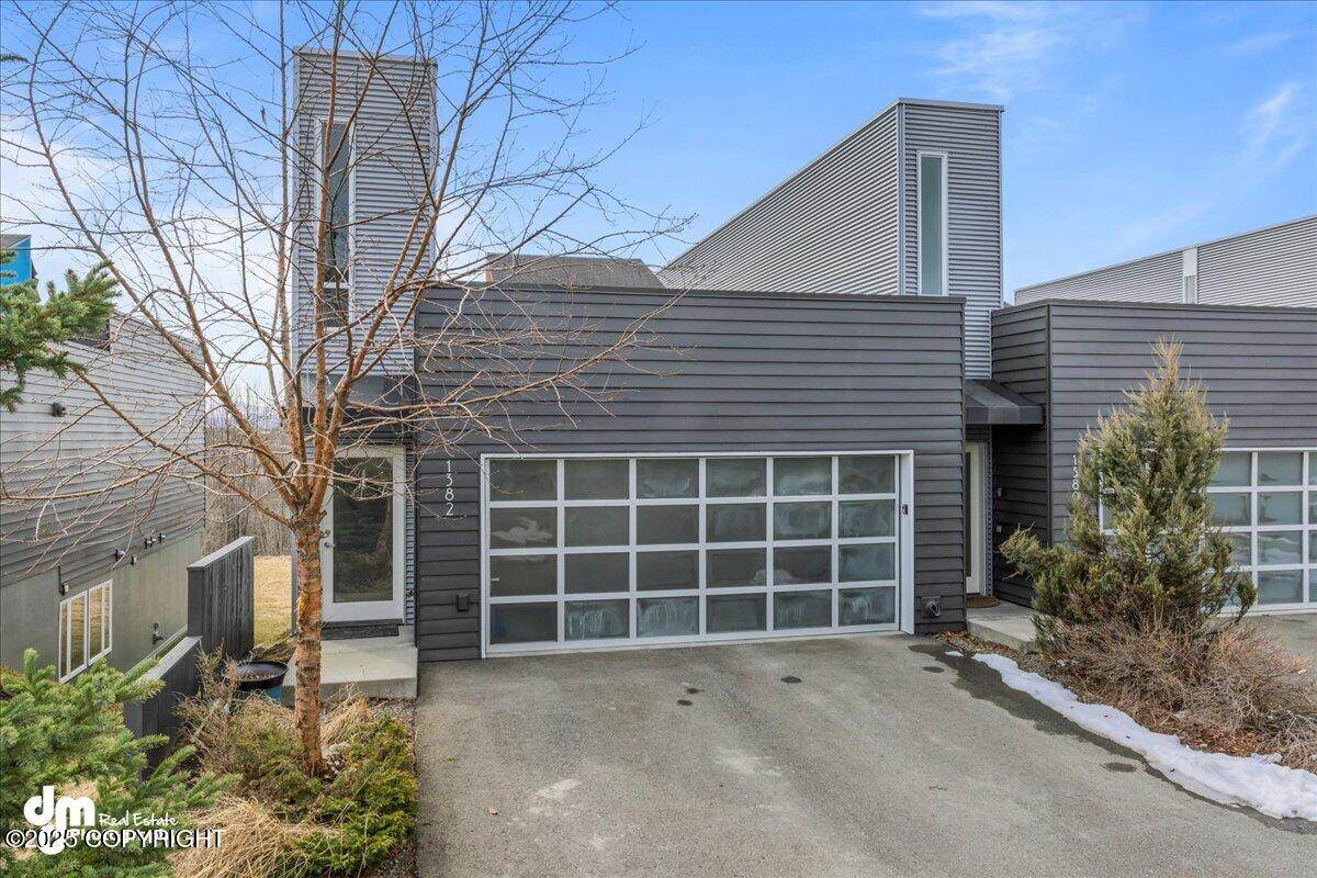 1382 Northbluff Drive - Photo 1