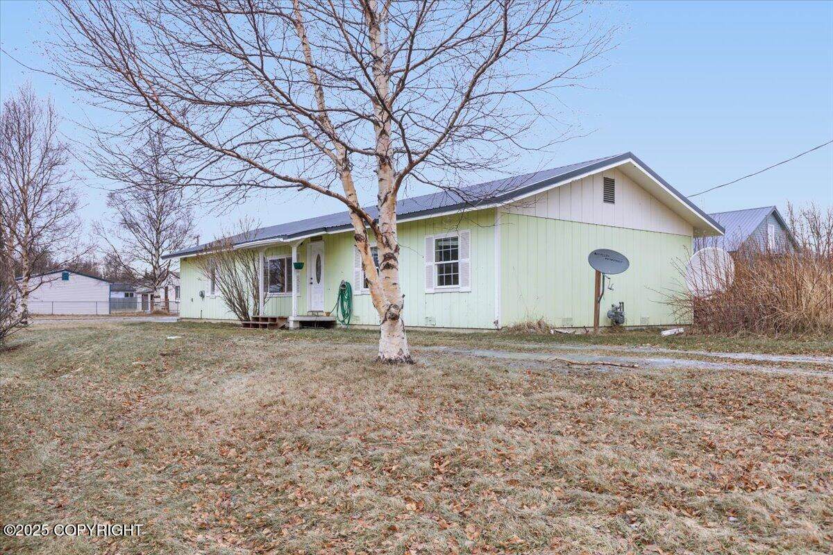 343 Bailey Street - Photo 1