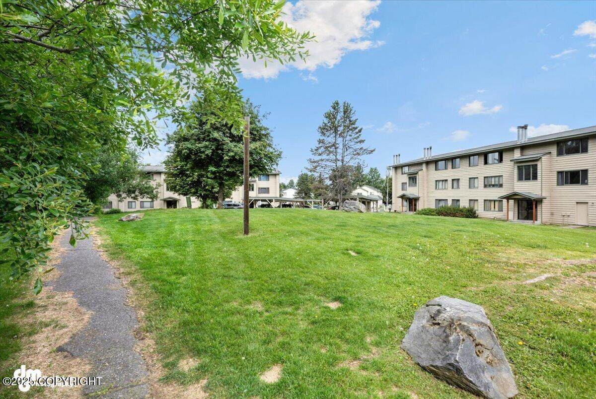 305 Donna Drive - Photo 1