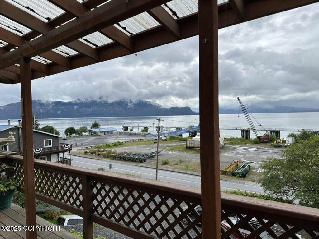 https://bt-photos.global.ssl.fastly.net/alaska/orig_boomver_1_25-8358-2.jpg