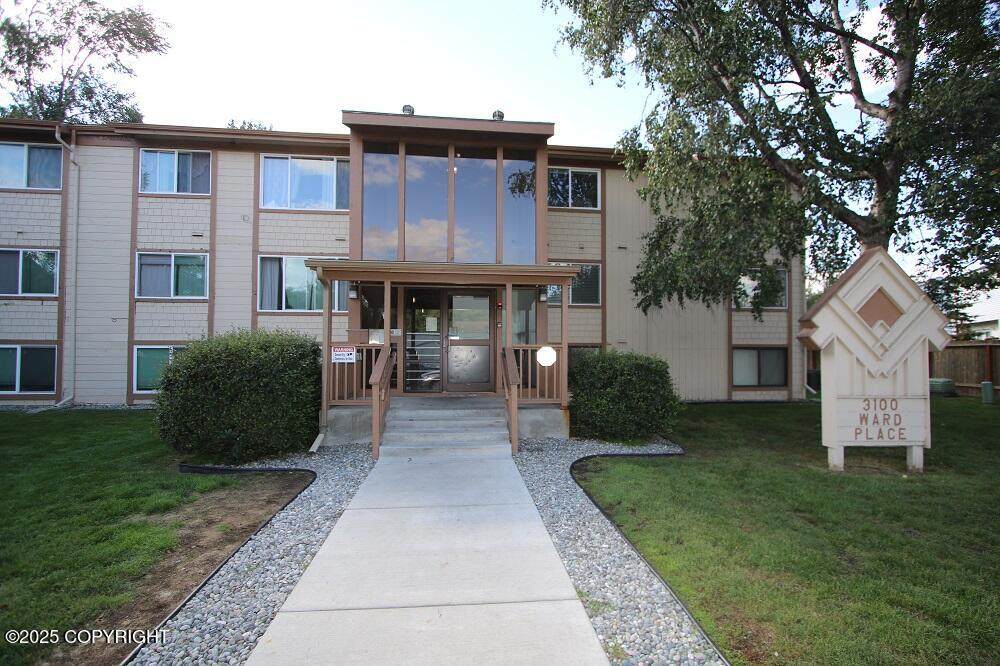 3100 Ward Place - Photo 1