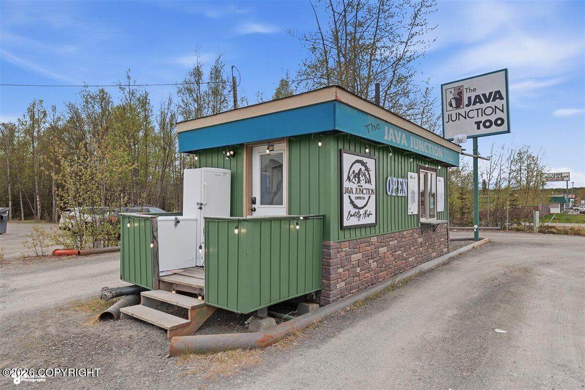 https://bt-photos.global.ssl.fastly.net/alaska/orig_boomver_1_26-6378-2.jpg