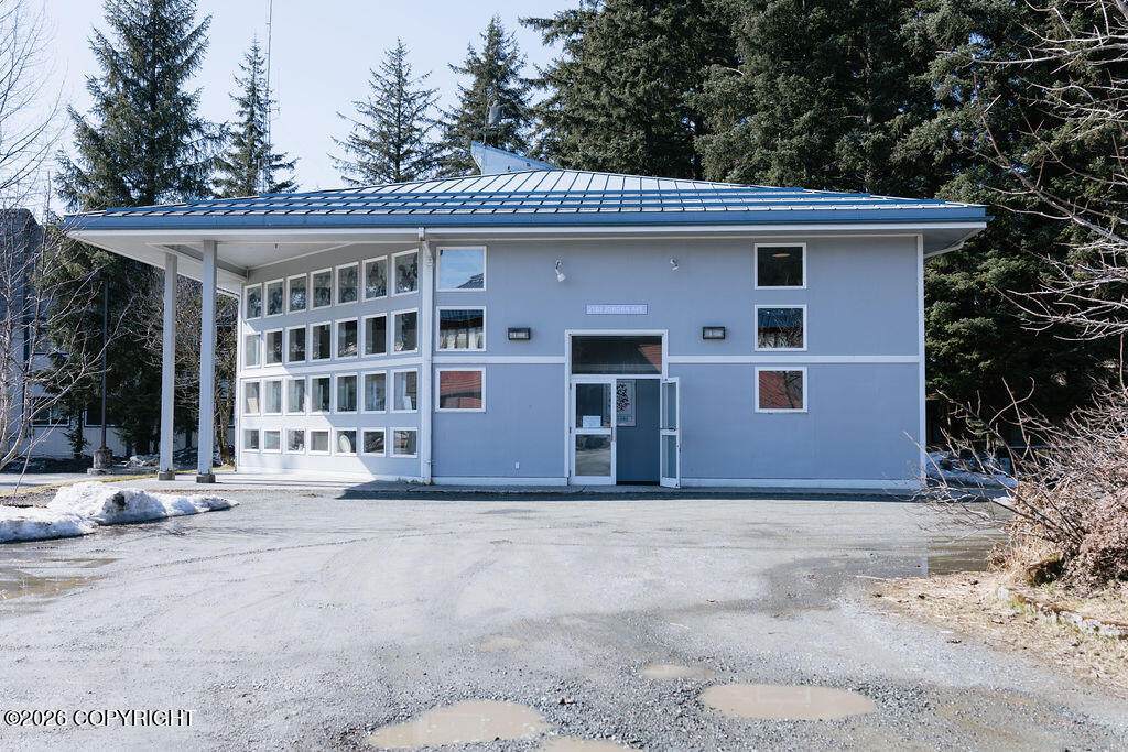 https://bt-photos.global.ssl.fastly.net/alaska/orig_boomver_1_26-6529-2.jpg