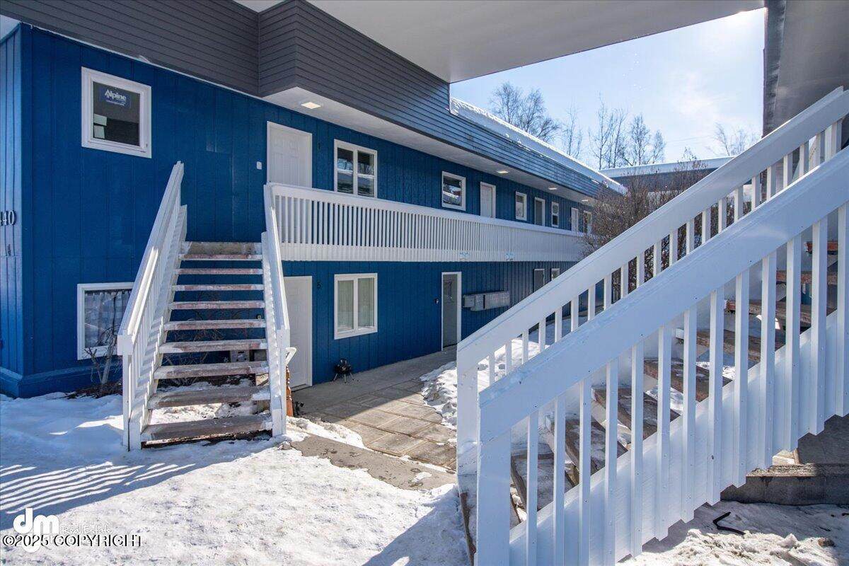 440 11th Avenue - Photo 1