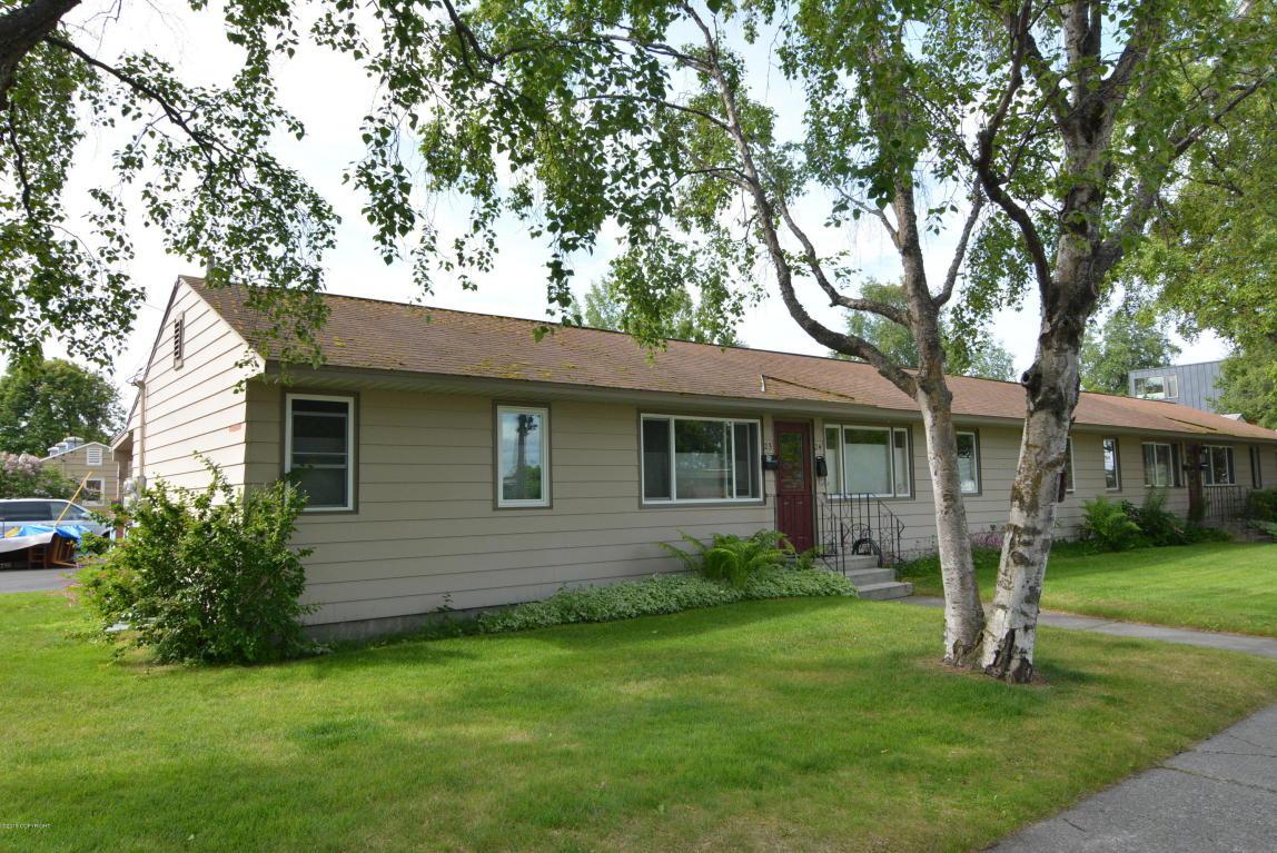 1600 11th - Photo 1