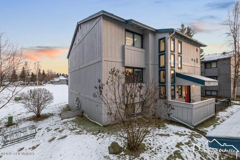 1675 Sitka Street - Photo 1
