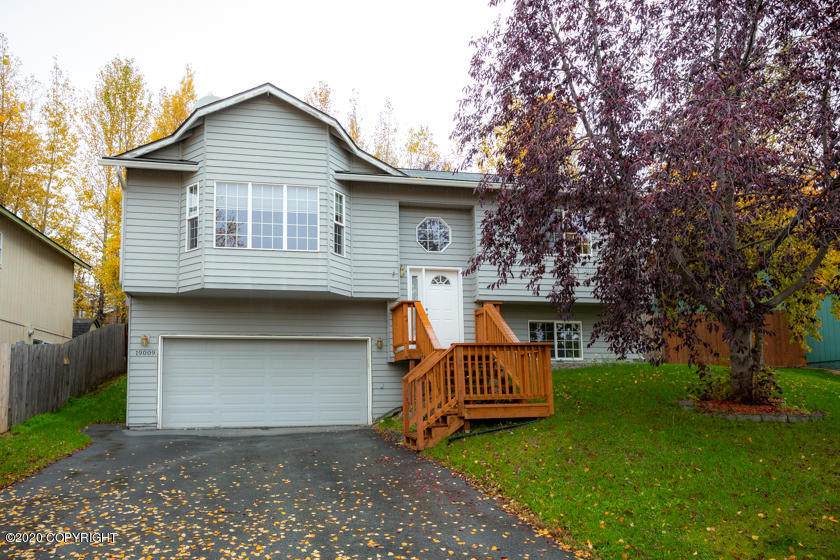 19009 Trail Bay Drive - Photo 1