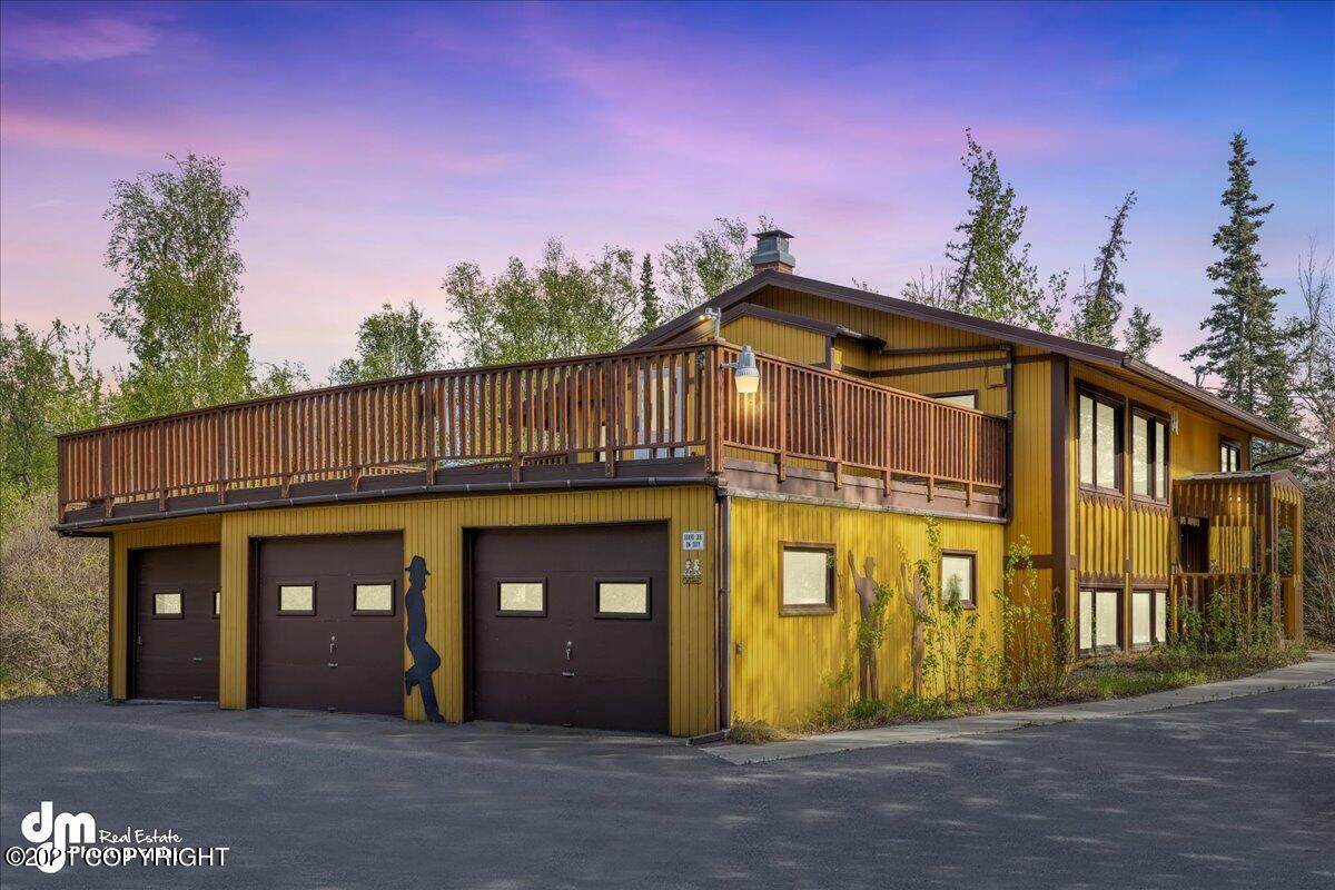 915 Leatherleaf Loop - Photo 1