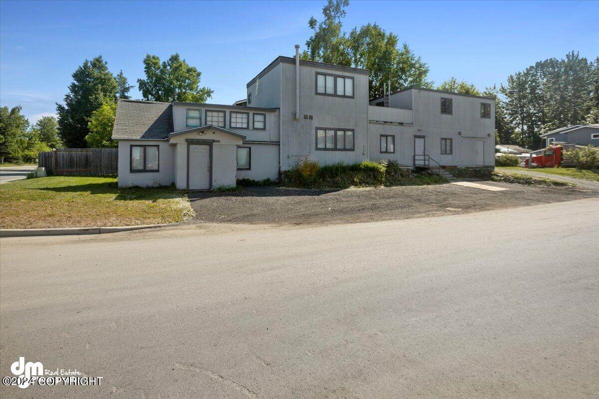 1106 36th Avenue - Photo 1