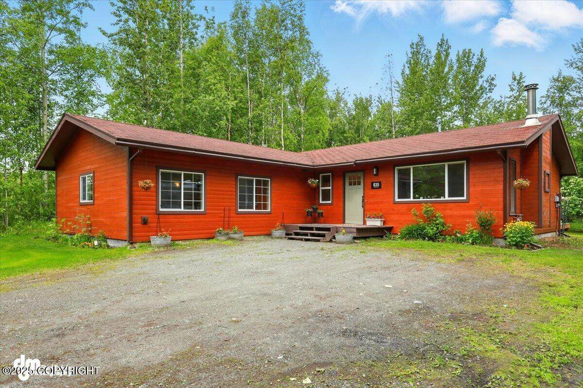 835 Wilder Avenue - Photo 1