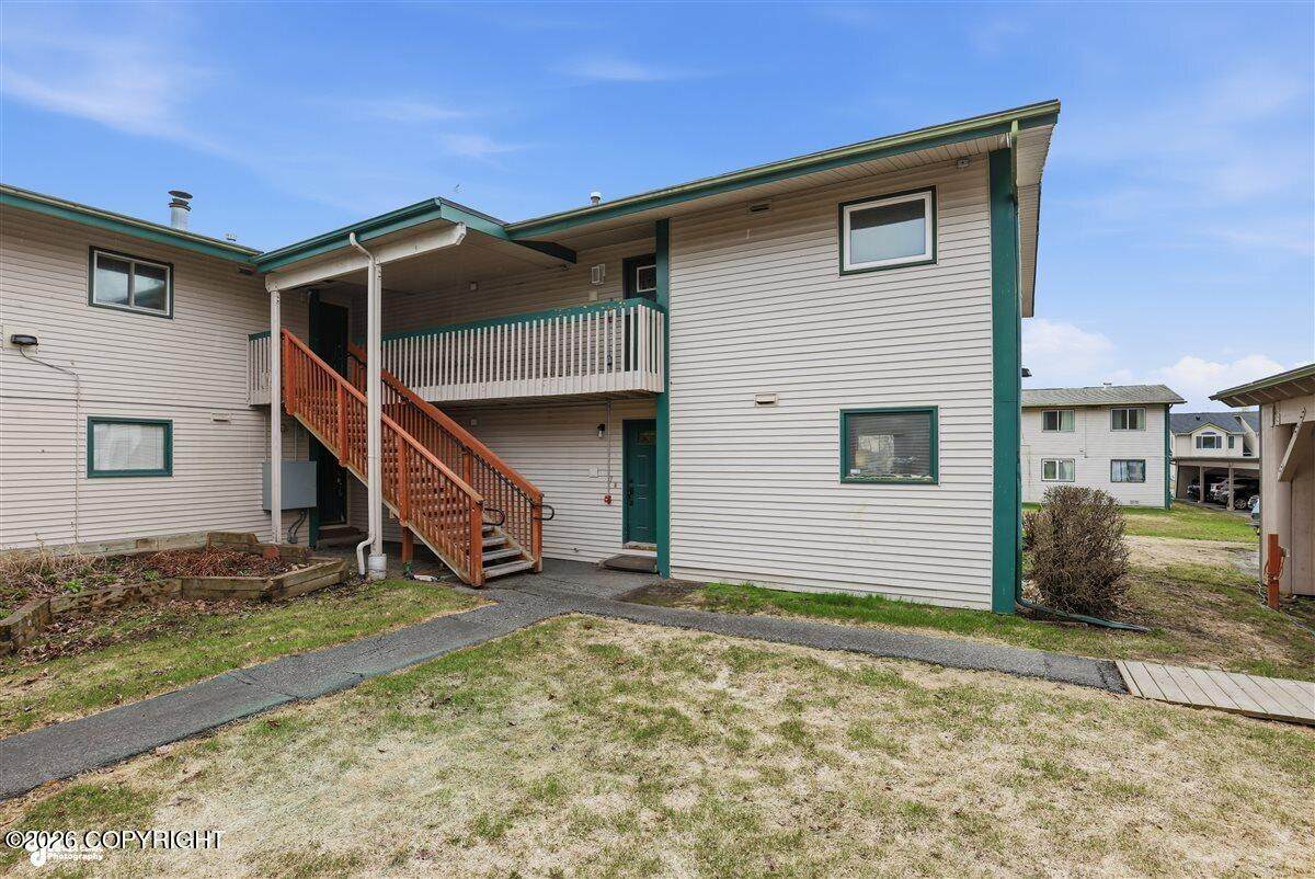 1542 Northview Drive - Photo 1