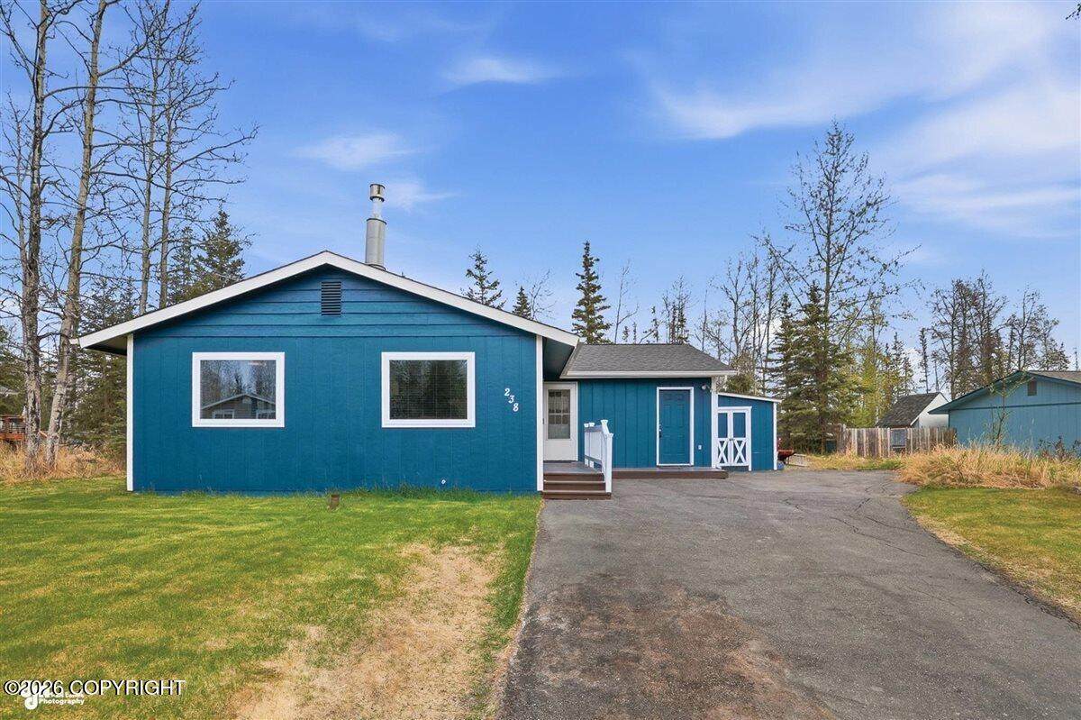 238 Crest Drive - Photo 1